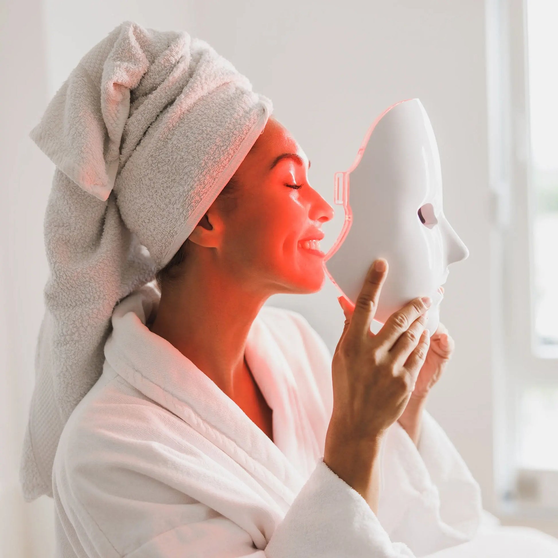 7-in-1 LED Light Therapy Face Mask – Advanced Skincare at Home! Pursonic